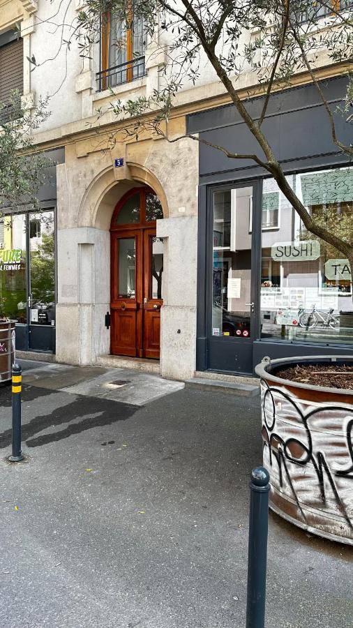 Quartier De Plainpalais Apartment Geneva Bagian luar foto